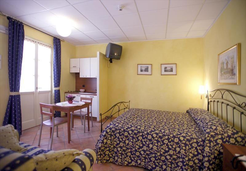 Albergo Badellino Bra Exteriör bild
