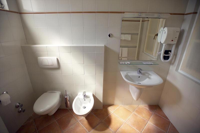 Albergo Badellino Bra Exteriör bild