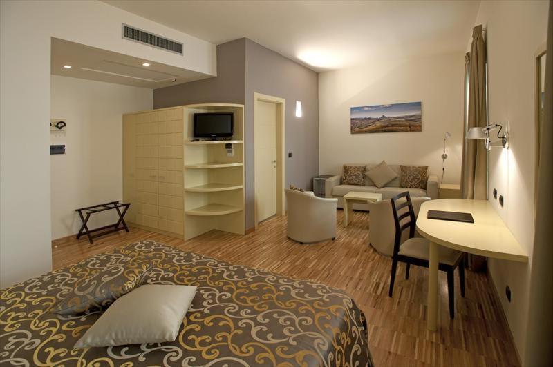 Albergo Badellino Bra Exteriör bild